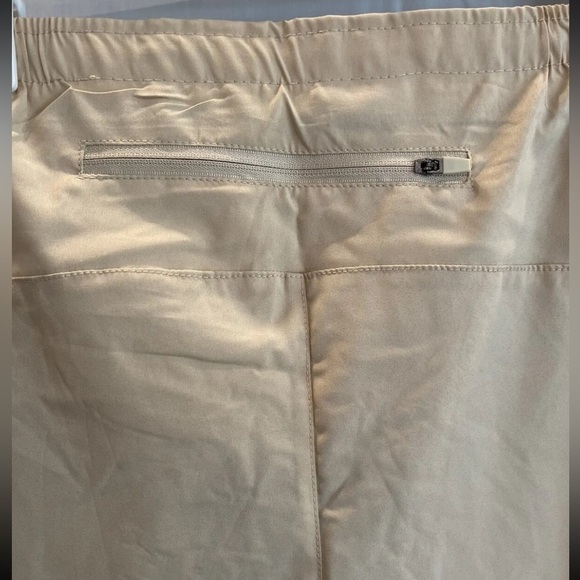 🆕 Raw Gear Men’s Medium Compression Legging Shorts Color-Sand Fast Shipping - Picture 3 of 6